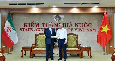 H.E Nazari Meets with Vietnam’s State Auditor General